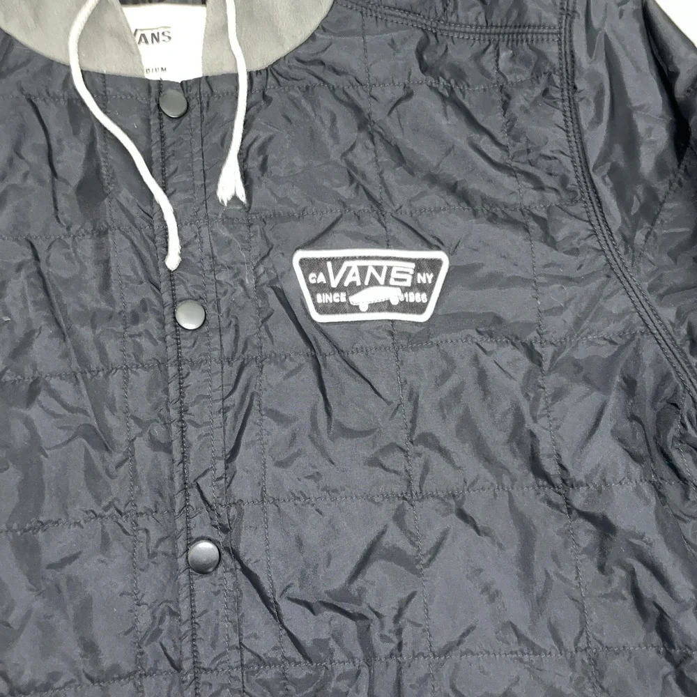 Vans Jacket Mens Medium Black Hooded Nylon Snap Windbreaker Quilted